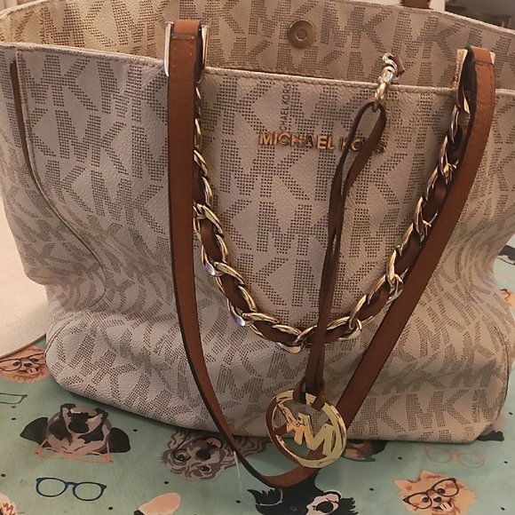 Michael Kors Beige and Brown Tote with Gold Chain - Picture 3 of 4